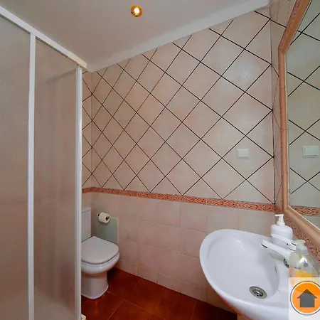 Josie-cosy 2 Bed In Town Centre Тавира