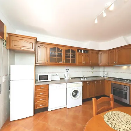 Josie-cosy 2 Bed In Town Centre